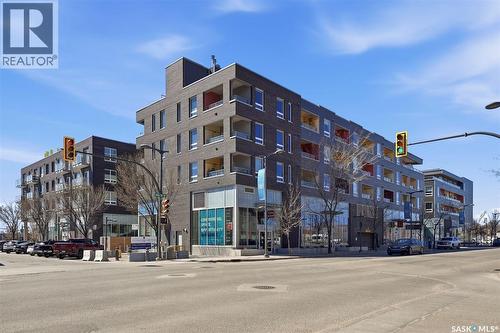 204 409 B Avenue S, Saskatoon, SK - Outdoor With Balcony With Facade