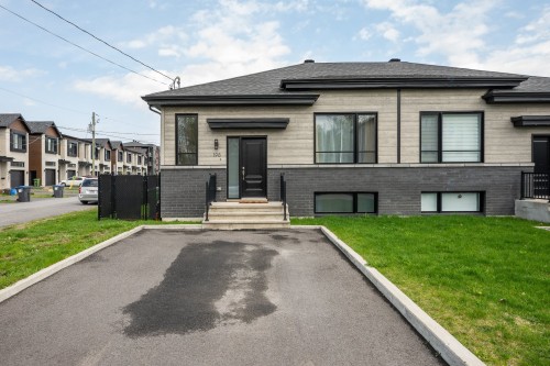 198 20e Avenue O.  Venise-En-Québec, QC J0J 2K0