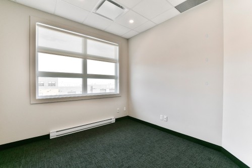 Office - 201-3305 Av. De La Gare, Mascouche, QC - Indoor Photo Showing Other Room