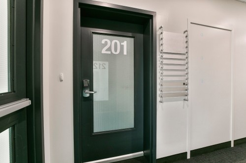 Office - 201-3305 Av. De La Gare, Mascouche, QC - Indoor