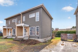 157BZ Rue Louis-Philippe-Roy Québec (Beauport), QC G1B 1K4