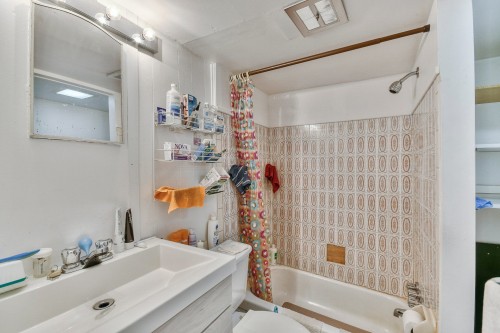 Salle de bains - 658  - 658A 20E Rue, Saint-Jérôme, QC - Indoor Photo Showing Bathroom