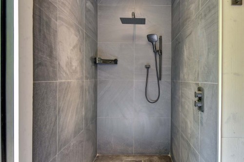 Salle de bains - 3590 Lac-Des-Écorces, Barkmere, QC - Indoor Photo Showing Bathroom