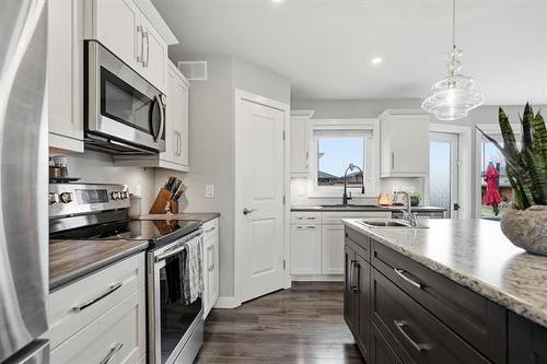 1 Aston Cove, Steinbach, MB 
