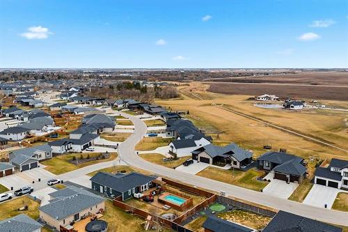 1 Aston Cove, Steinbach, MB 