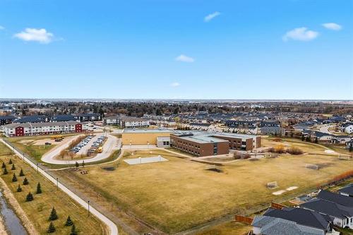 1 Aston Cove, Steinbach, MB 