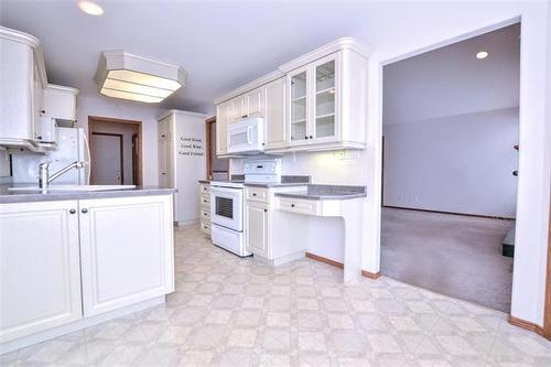 7-20 Orchard Hill Dr, Winnipeg, MB 