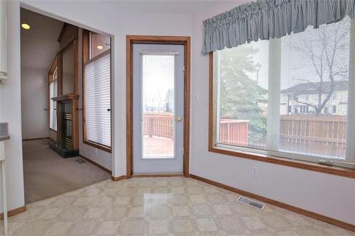 7-20 Orchard Hill Dr, Winnipeg, MB 