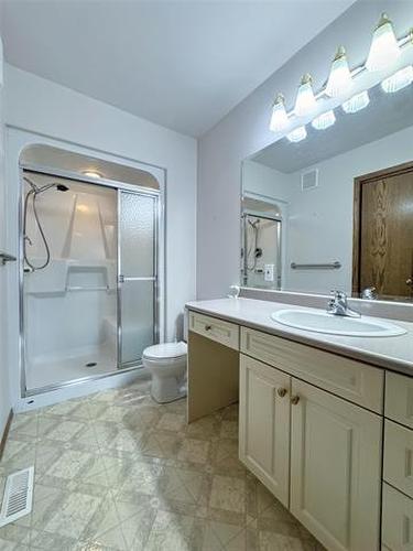 7-20 Orchard Hill Dr, Winnipeg, MB 