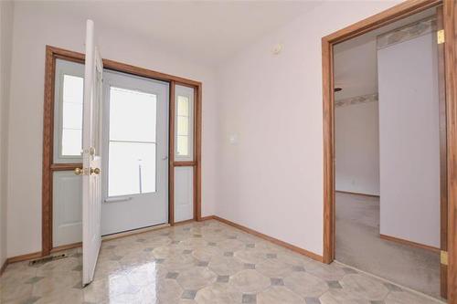 7-20 Orchard Hill Dr, Winnipeg, MB 