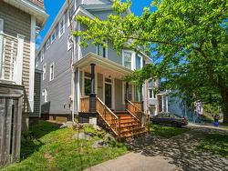 6033 South Street  Halifax Peninsula, NS B3H 1S8