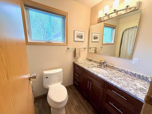 84 B War Eagle Road, Kenora, ON 