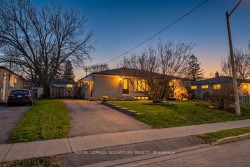236 Ashlar Road Richmond Hill, ON L4C 2W6