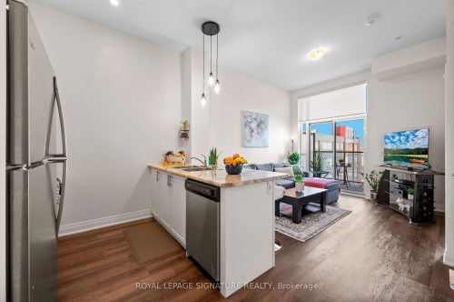 630-16 Concord Place, Grimsby, ON - Indoor Photo Showing Other Room