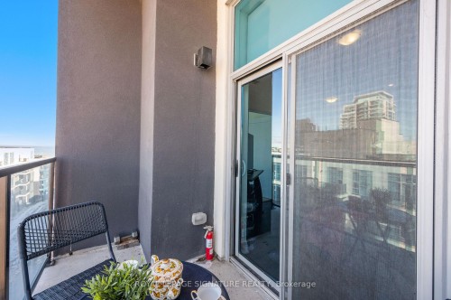 630-16 Concord Place, Grimsby, ON - Outdoor With Balcony With Exterior
