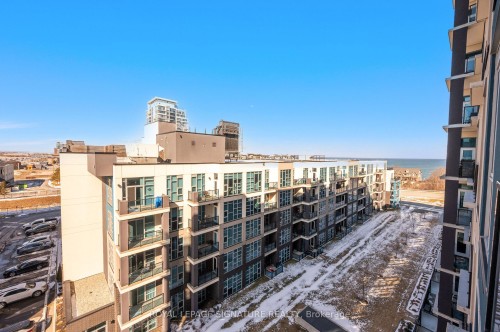 630-16 Concord Place, Grimsby, ON - Outdoor