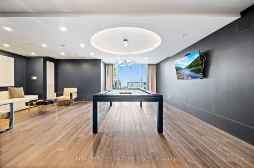 630-16 Concord Place, Grimsby, ON - Indoor Photo Showing Other Room