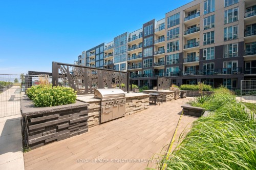 630-16 Concord Place, Grimsby, ON - Outdoor With Facade