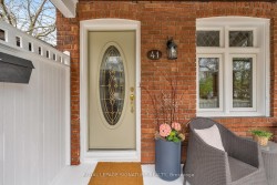 41 Firstrbooke Road Toronto, ON M4E 2L2