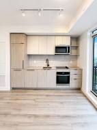 1511-1185 Dupont Street  Toronto, ON M6H 0G5
