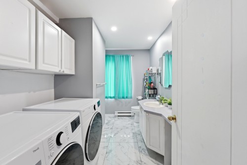 Salle d'eau - 960 Rue Basile-Routhier, Repentigny (Repentigny), QC - Indoor Photo Showing Laundry Room