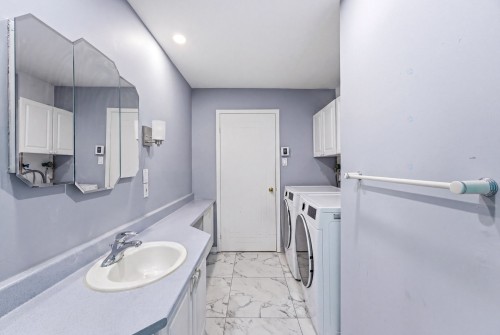 Salle d'eau - 960 Rue Basile-Routhier, Repentigny (Repentigny), QC - Indoor Photo Showing Laundry Room
