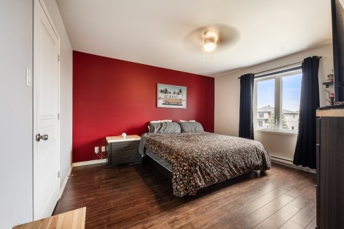 Chambre à coucher principale - 244 Rue Du Cardinal, Saint-Amable, QC - Indoor Photo Showing Bedroom