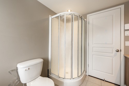 Salle de bains - 244 Rue Du Cardinal, Saint-Amable, QC - Indoor Photo Showing Bathroom