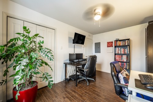 Chambre à coucher - 244 Rue Du Cardinal, Saint-Amable, QC - Indoor Photo Showing Office