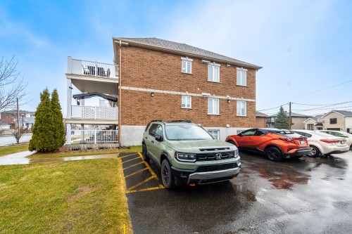Stationnement - 244 Rue Du Cardinal, Saint-Amable, QC - Outdoor