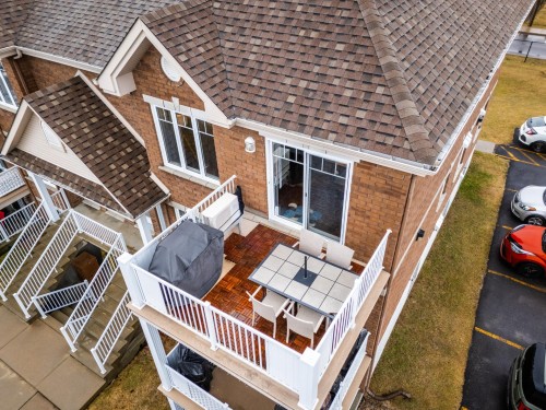 Terrasse - 244 Rue Du Cardinal, Saint-Amable, QC - Outdoor