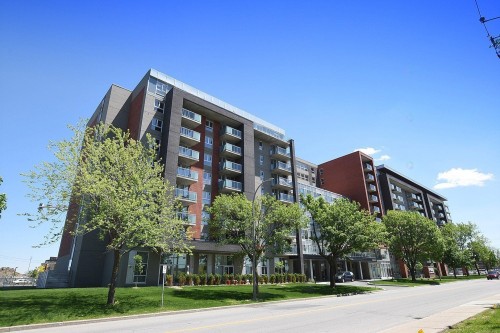 C700-97 Boul. Montcalm N.  Candiac, QC J5R 0R8