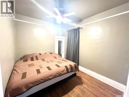 719 I Avenue S, Saskatoon, SK - Indoor Photo Showing Bedroom
