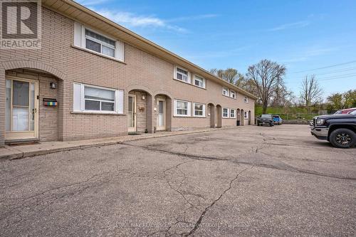 29 Glen Road, Cambridge, ON - Outdoor