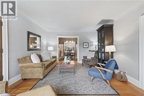 186 Dromore Crescent, Hamilton, ON - Indoor Photo Showing Living Room