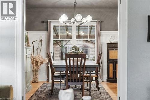 186 Dromore Crescent, Hamilton, ON - Indoor Photo Showing Dining Room