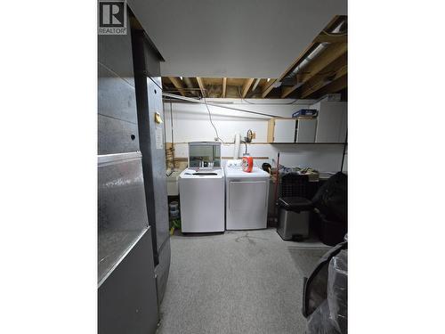 11 Baker Road, Mackenzie, BC - Indoor Photo Showing Laundry Room