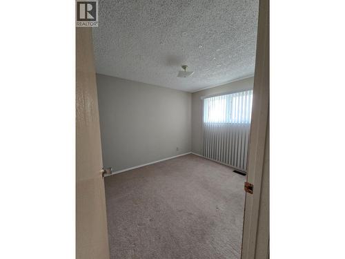 11 Baker Road, Mackenzie, BC - Indoor Photo Showing Other Room