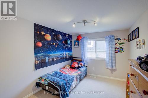 53 Prosperity Drive, Kitchener, ON - Indoor Photo Showing Bedroom