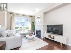 32 9133 SILLS AVENUE  Richmond, BC V6Y 4H6