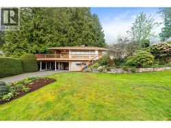 234 RONDOVAL CRESCENT  North Vancouver, BC V7N 2W7