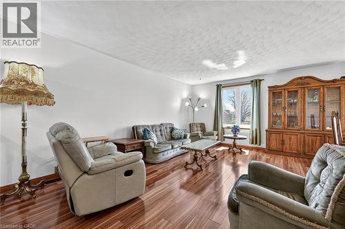 4617 Highway 3, Simcoe, ON - Indoor Photo Showing Living Room