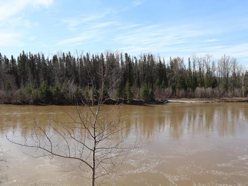 22  State Ave, Fort Assiniboine, AB 