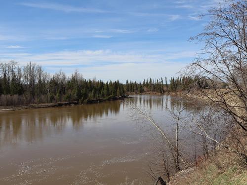 22  State Ave, Fort Assiniboine, AB 