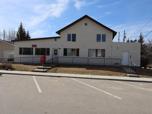 22  State Ave, Fort Assiniboine, AB 