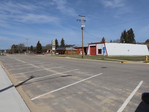 22  State Ave, Fort Assiniboine, AB 