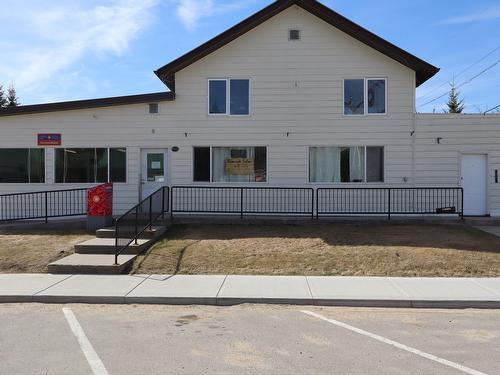 22  State Ave, Fort Assiniboine, AB 