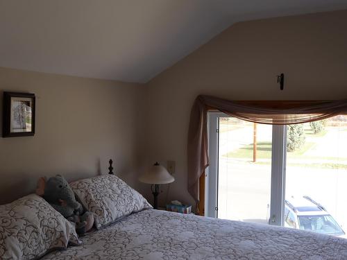 22  State Ave, Fort Assiniboine, AB 