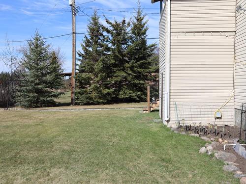 22  State Ave, Fort Assiniboine, AB 