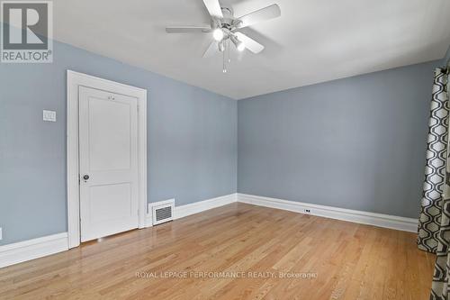113 Fourth Avenue, Ottawa, ON - Indoor Photo Showing Other Room